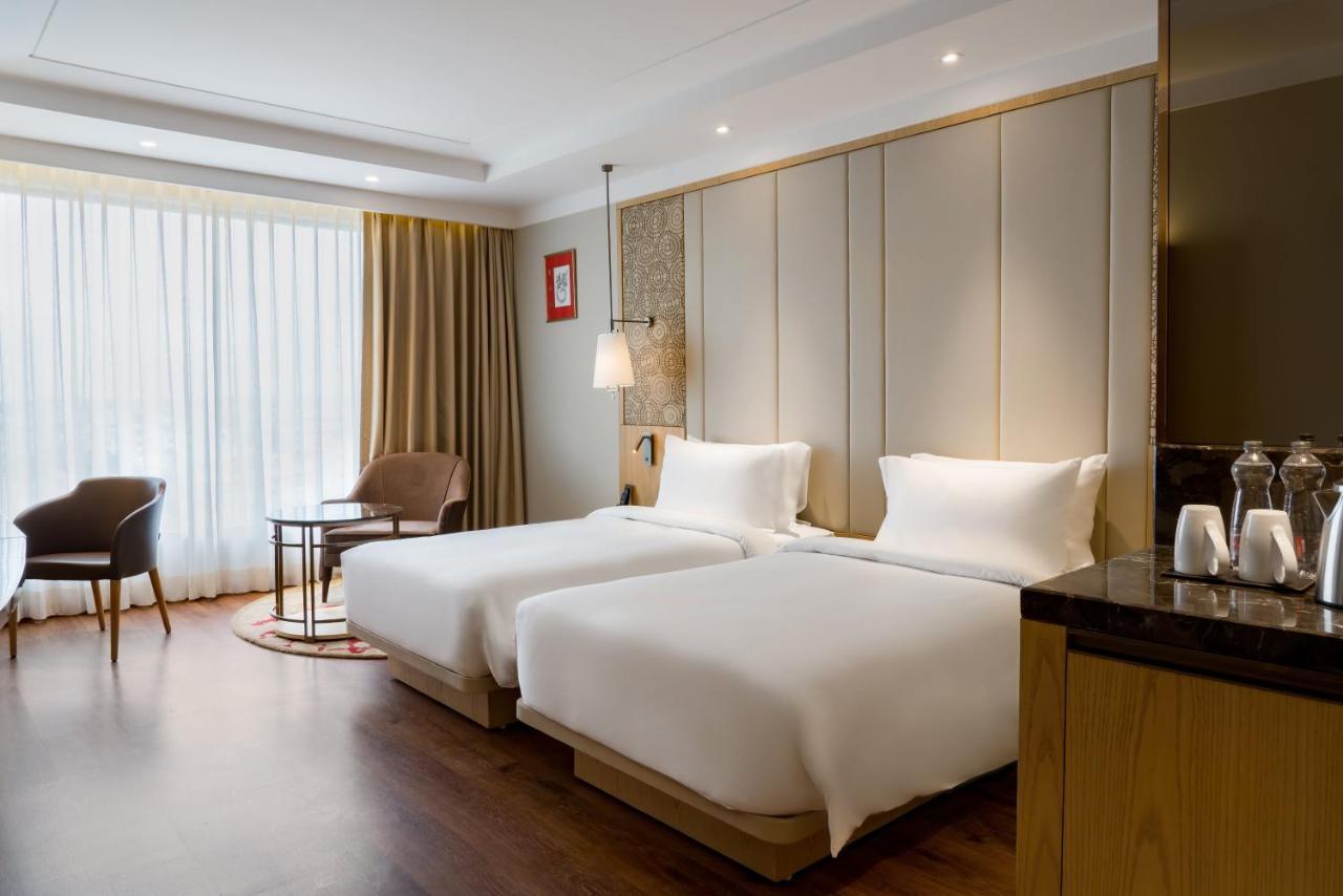 Radisson Bhopal Ξενοδοχείο Εξωτερικό φωτογραφία