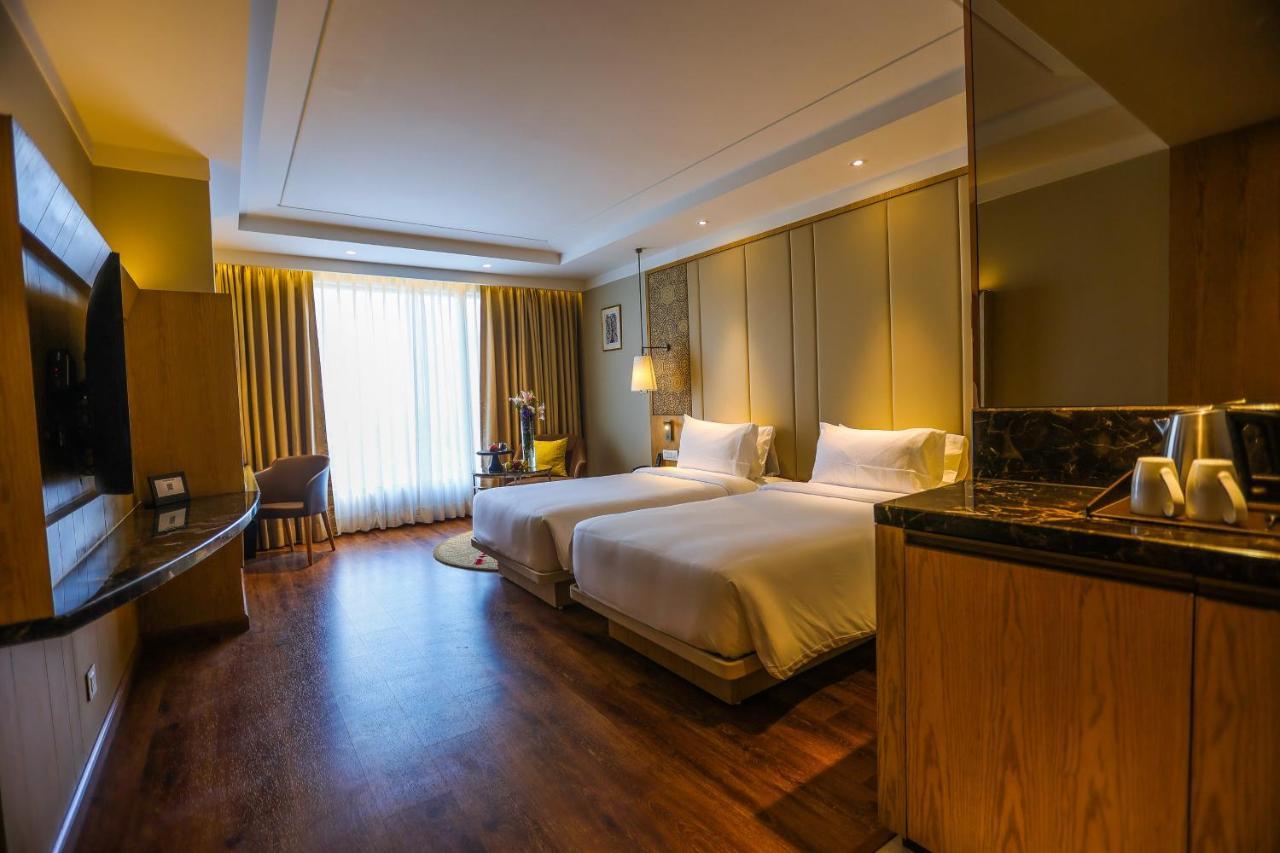 Radisson Bhopal Ξενοδοχείο Εξωτερικό φωτογραφία