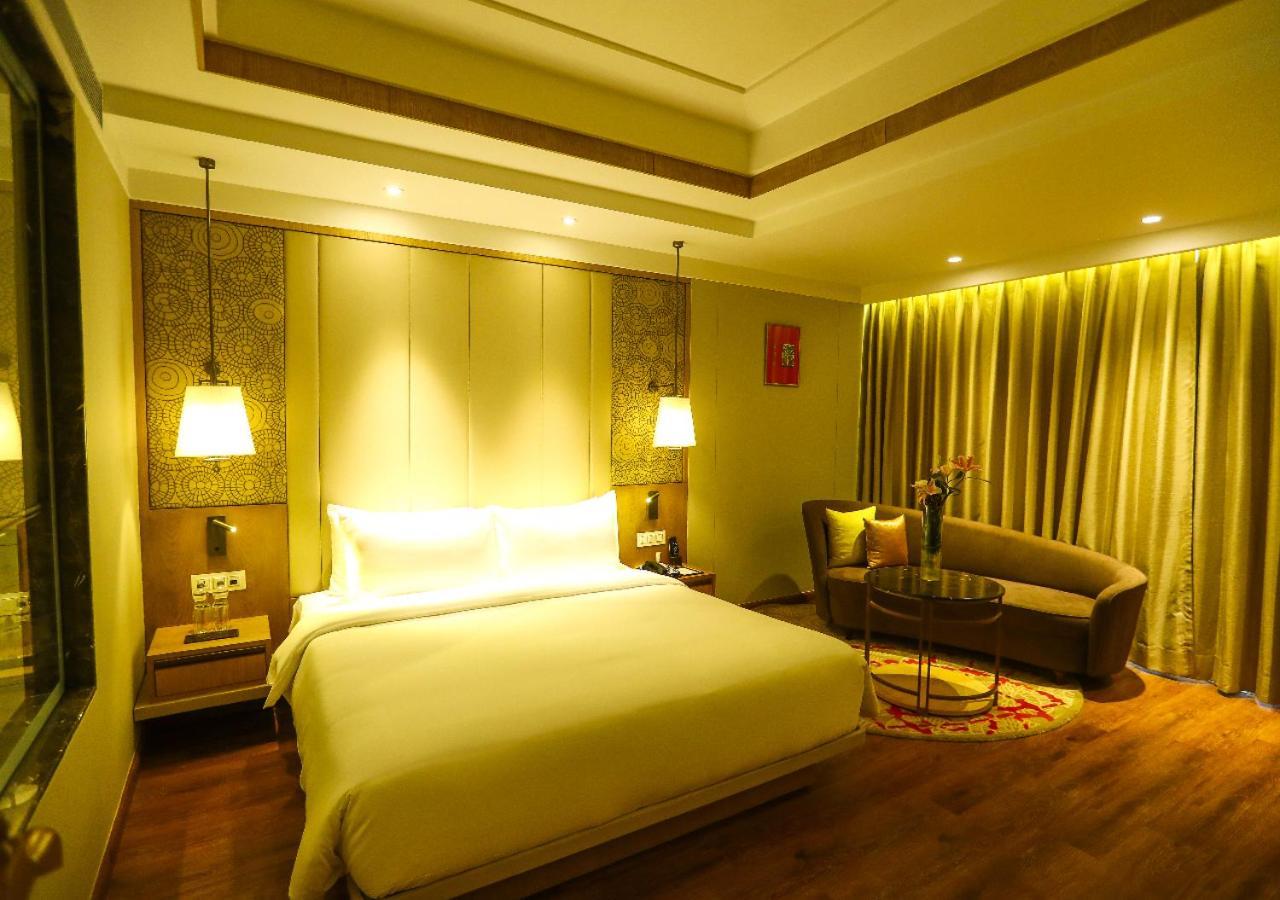 Radisson Bhopal Ξενοδοχείο Εξωτερικό φωτογραφία