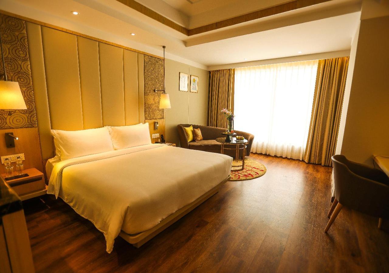 Radisson Bhopal Ξενοδοχείο Εξωτερικό φωτογραφία