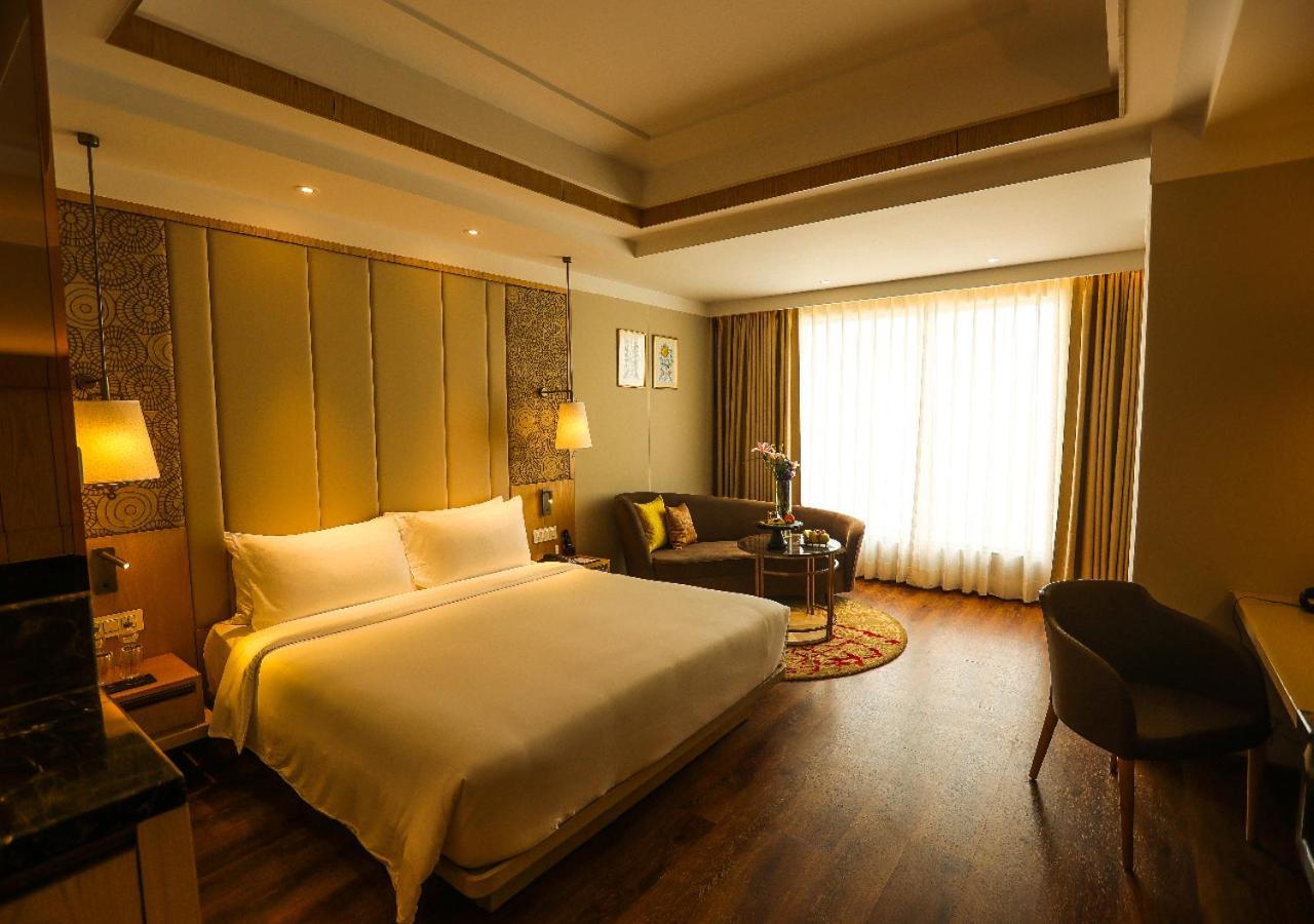Radisson Bhopal Ξενοδοχείο Εξωτερικό φωτογραφία