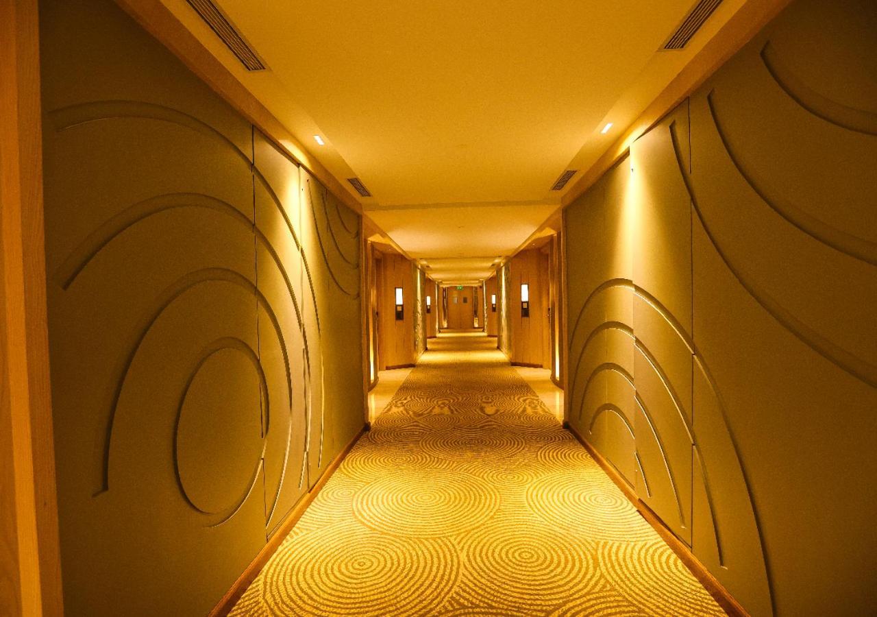 Radisson Bhopal Ξενοδοχείο Εξωτερικό φωτογραφία