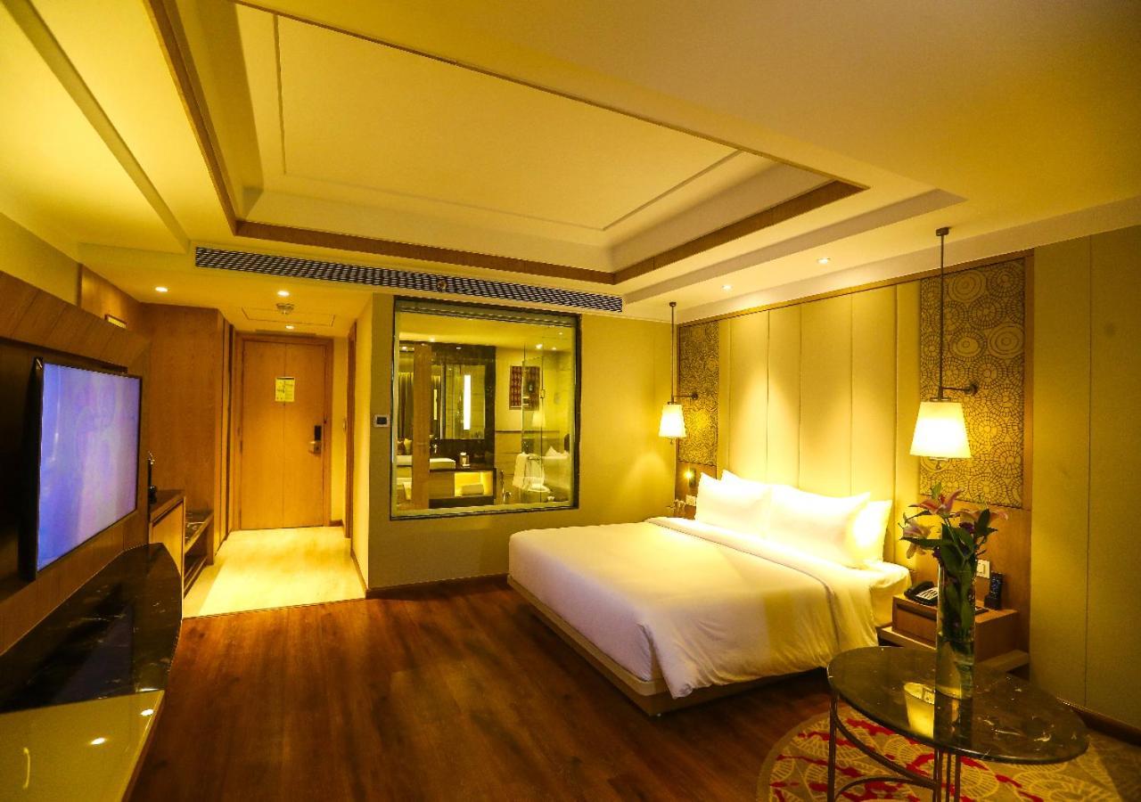 Radisson Bhopal Ξενοδοχείο Εξωτερικό φωτογραφία