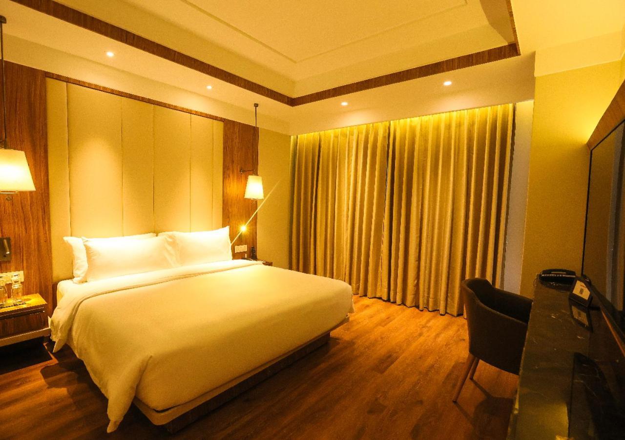 Radisson Bhopal Ξενοδοχείο Εξωτερικό φωτογραφία